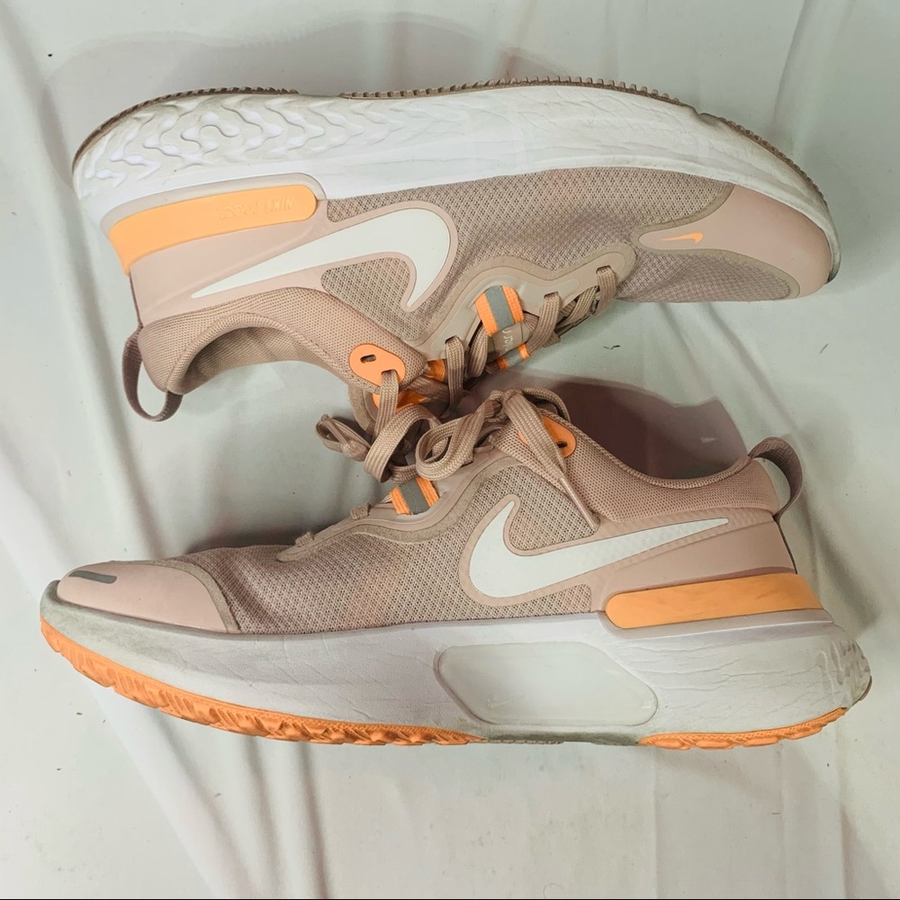Nike‎ Miler React